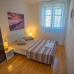 Marimari Apartment *