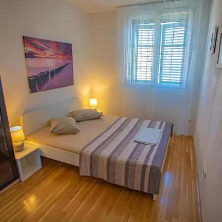Marimari Apartman *